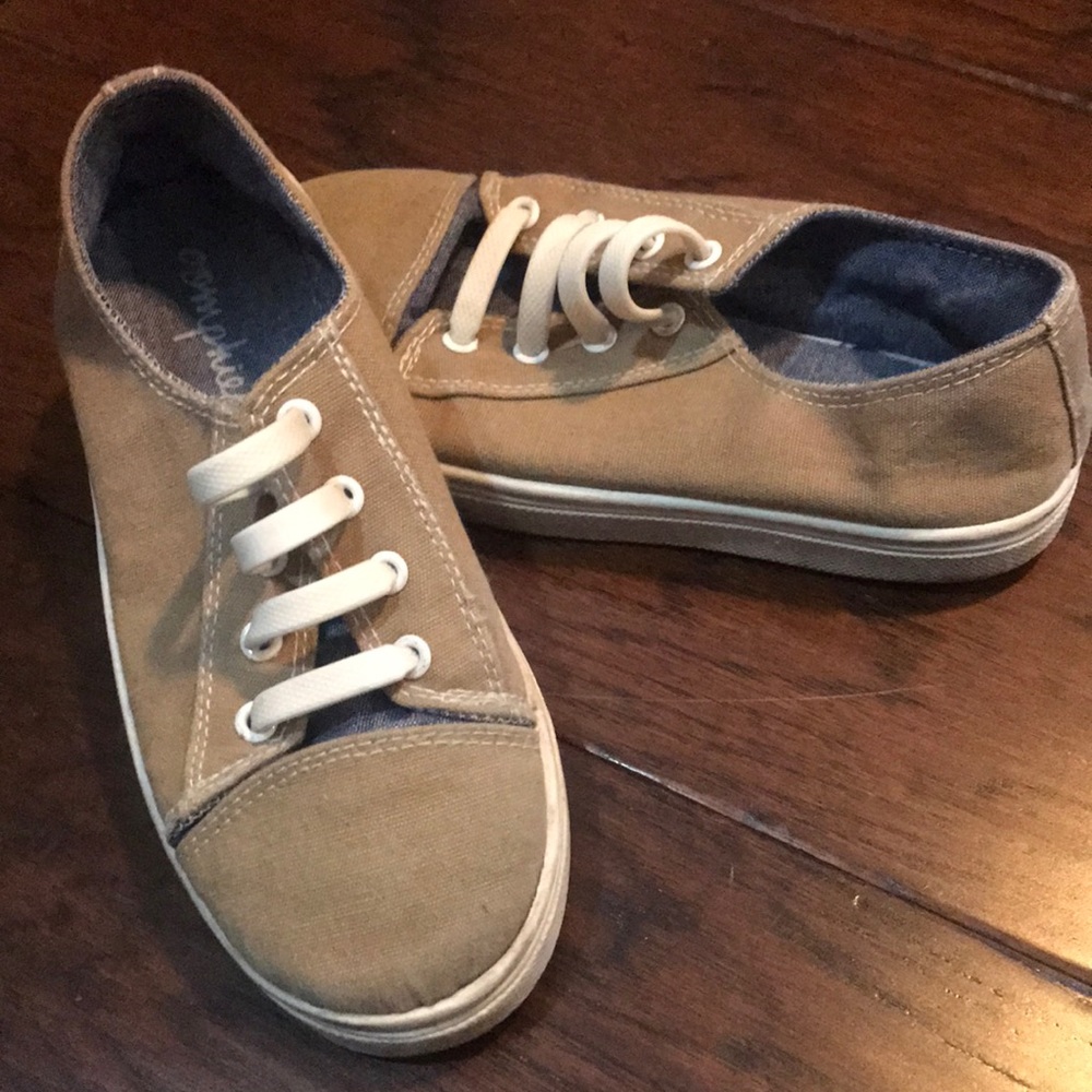Kids shoes